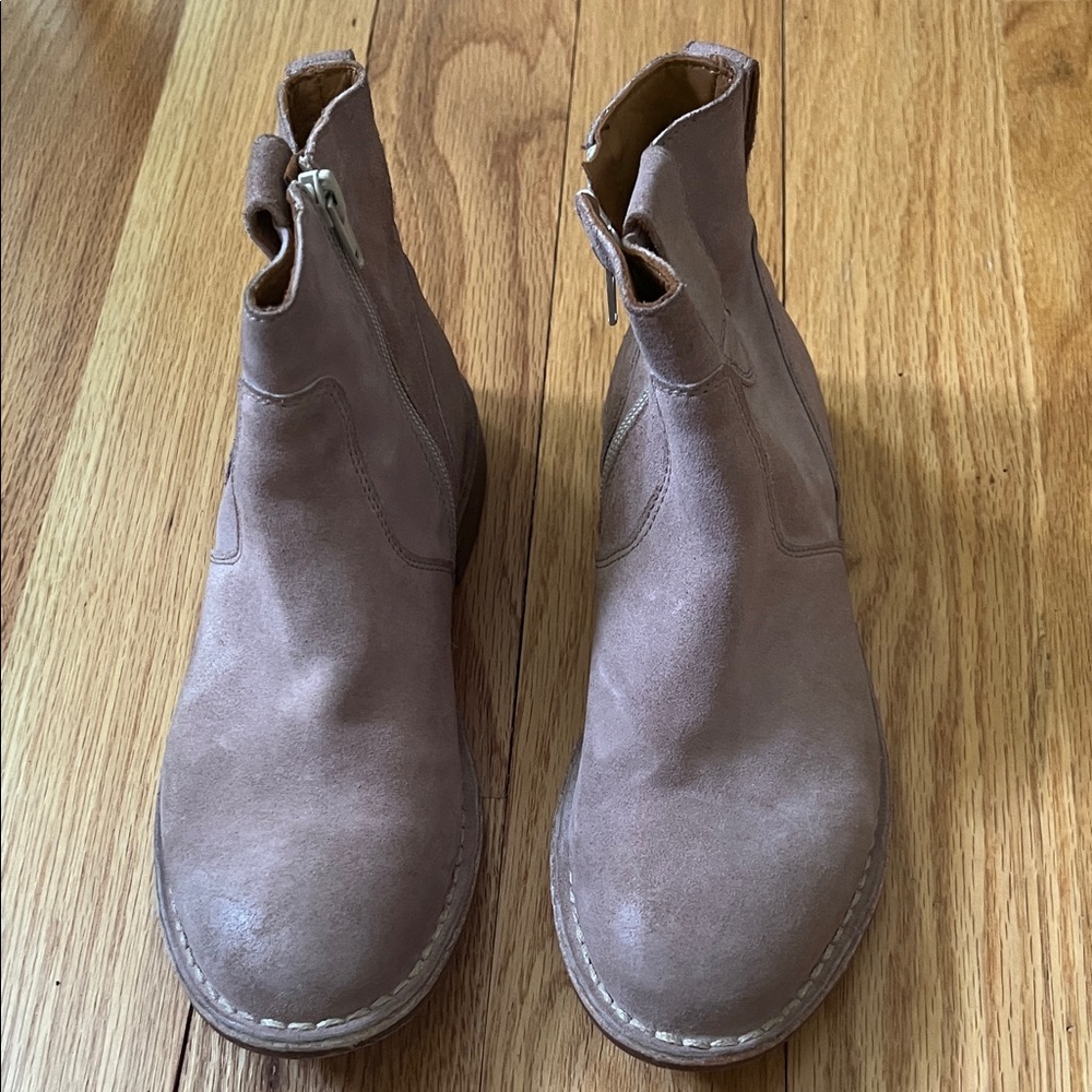 Dusty Rose Leather Ankle Boots by Moma size 6